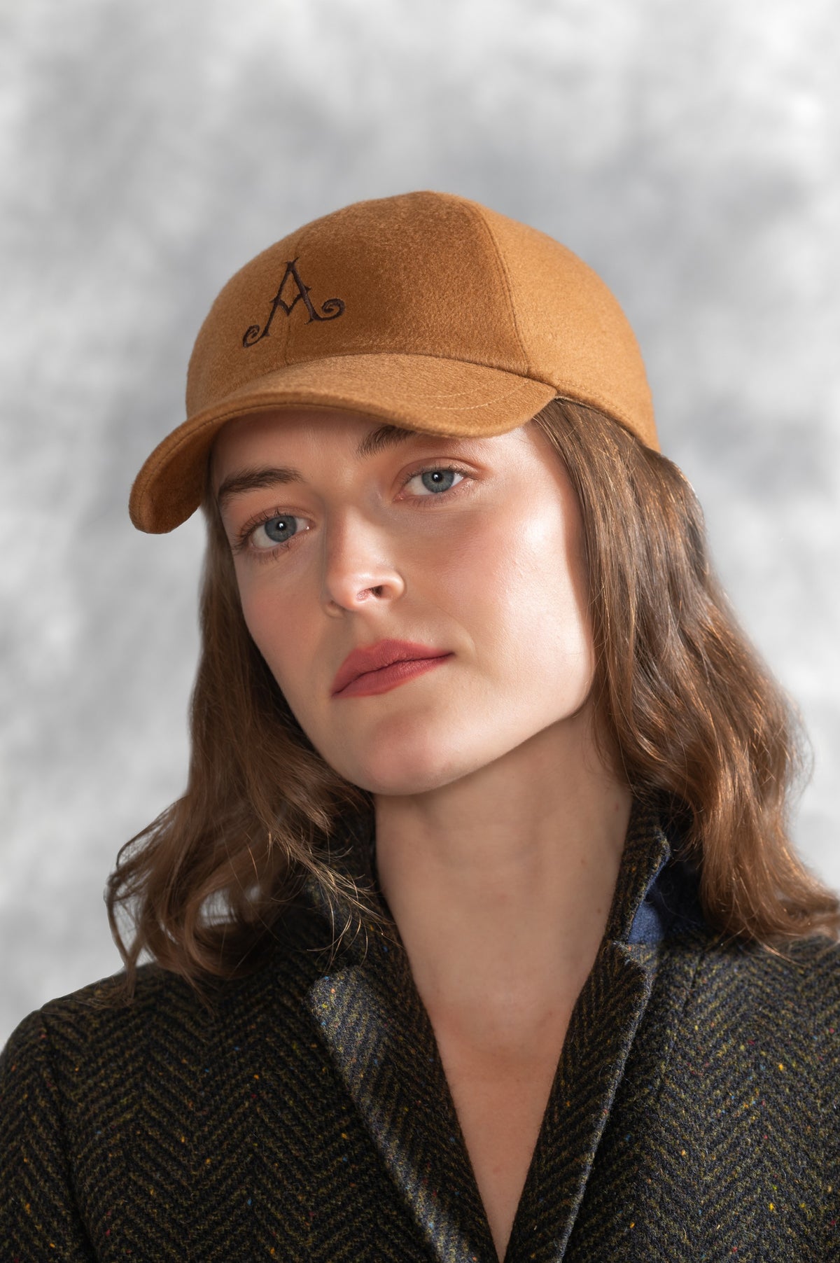 Adare Manor Bespoke Cashmere Cap - Camel