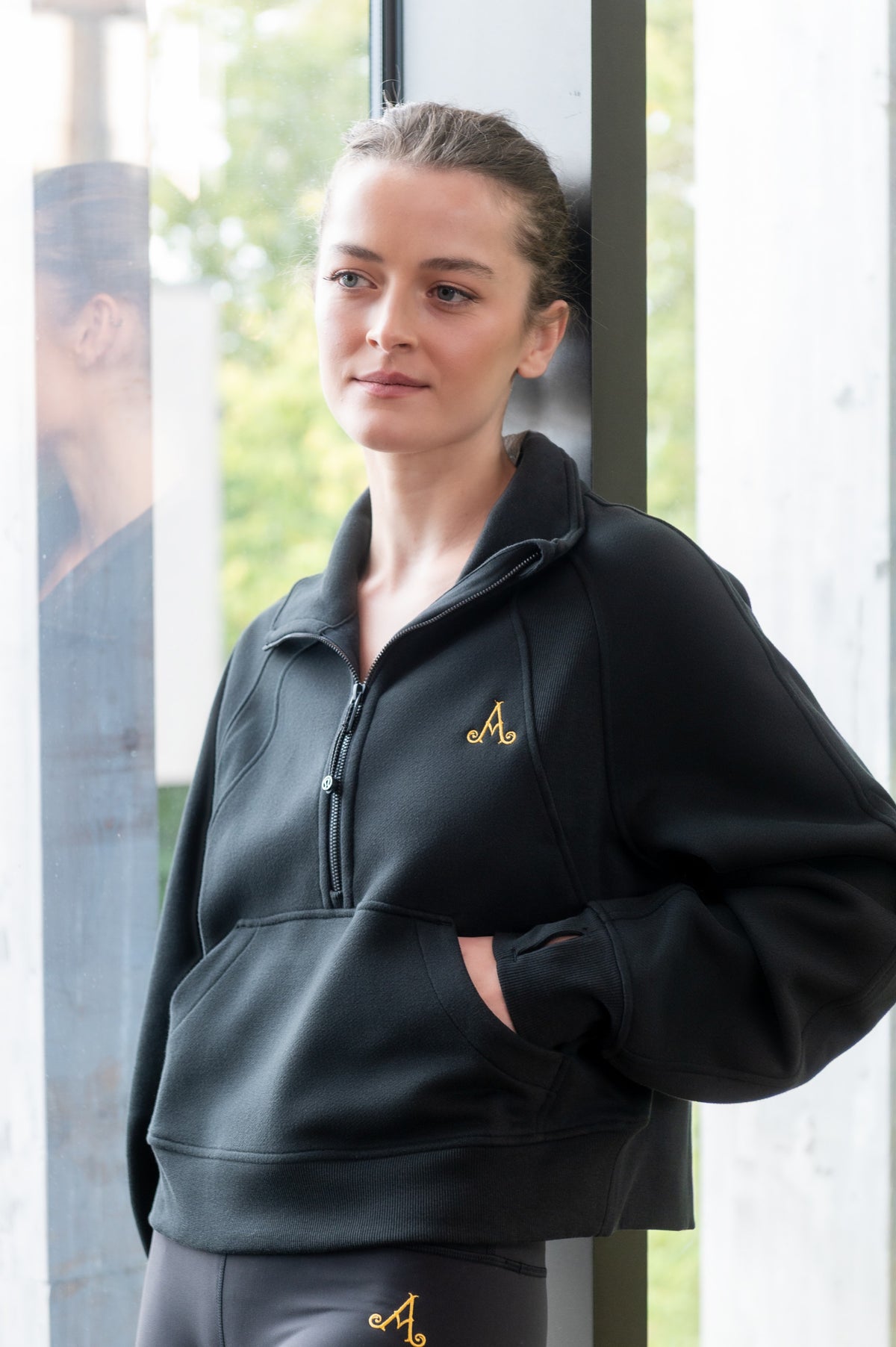 lululemon - Adare Manor Scuba Half Zip Hoodie Black