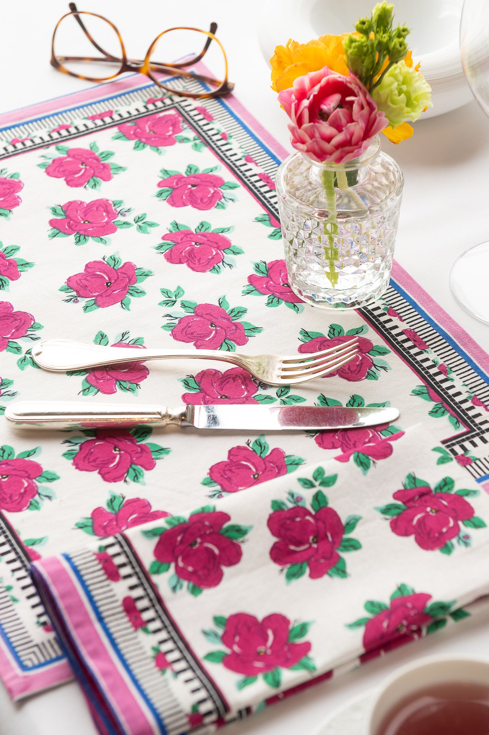 Lucas du Tertre - Max Flowers Table Mat